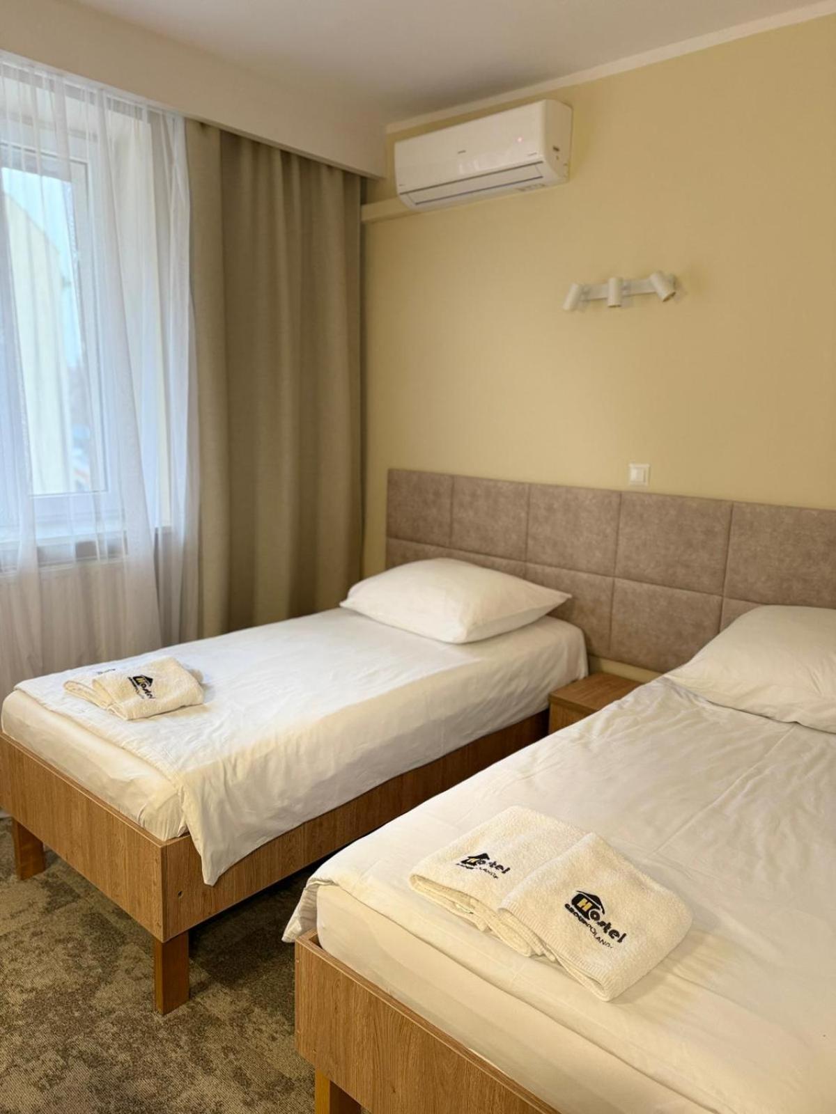 Hotel Tm Ράντομ Εξωτερικό φωτογραφία